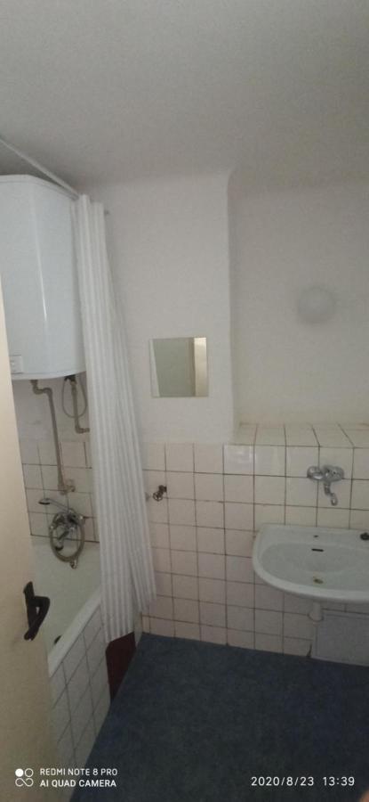 Room In Třeboň Εξωτερικό φωτογραφία